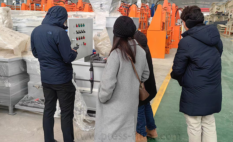 Thailand Customers Visit Our Factory