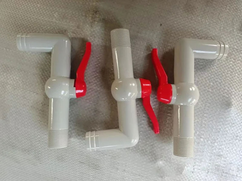 Ball valve right angle faucet