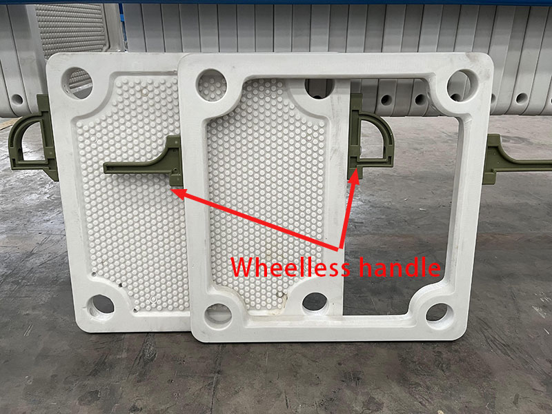 Wheelless handle