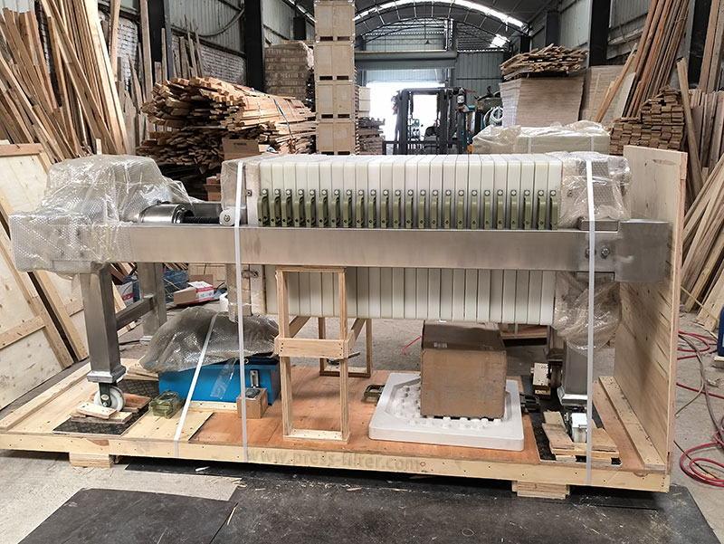 Filter press packing
